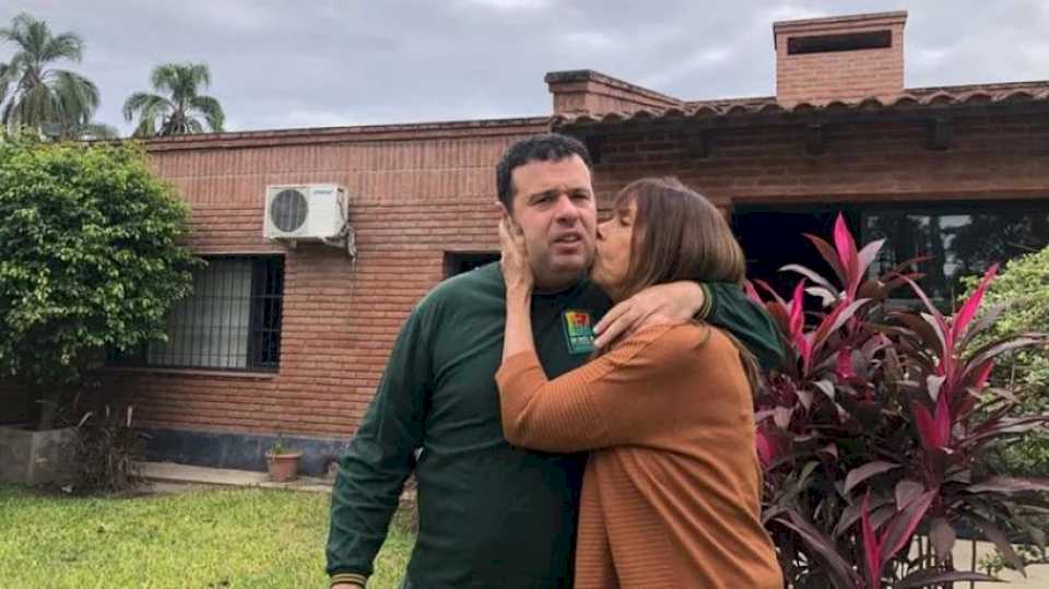 Tiene 64 años, un hijo adulto con autismo y encontró la respuesta para estar en paz