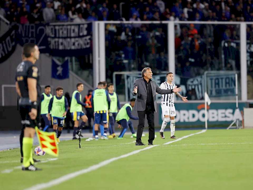 Russo: “Darle las gracias a toda la gente que fue a Córdoba y trataremos de devolvérselo el domingo”