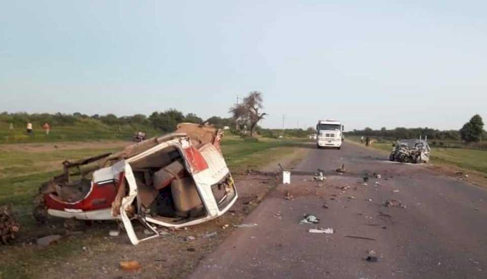 las-lajitas:-un-hombre-pierde-la-vida-tras-un-choque-entre-un-auto-y-una-camioneta