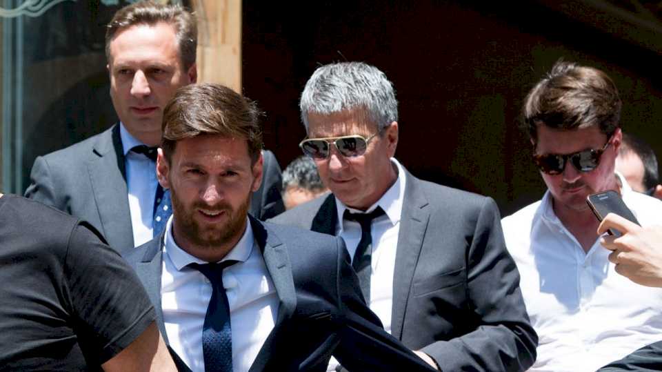 Jorge Messi desmintió los rumores en torno al futuro de Lionel: “No hay absolutamente nada con ningún club”