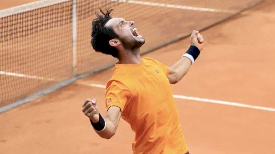 El tenista argentino Thiago Tirante pasó a octavos del Challenger italiano