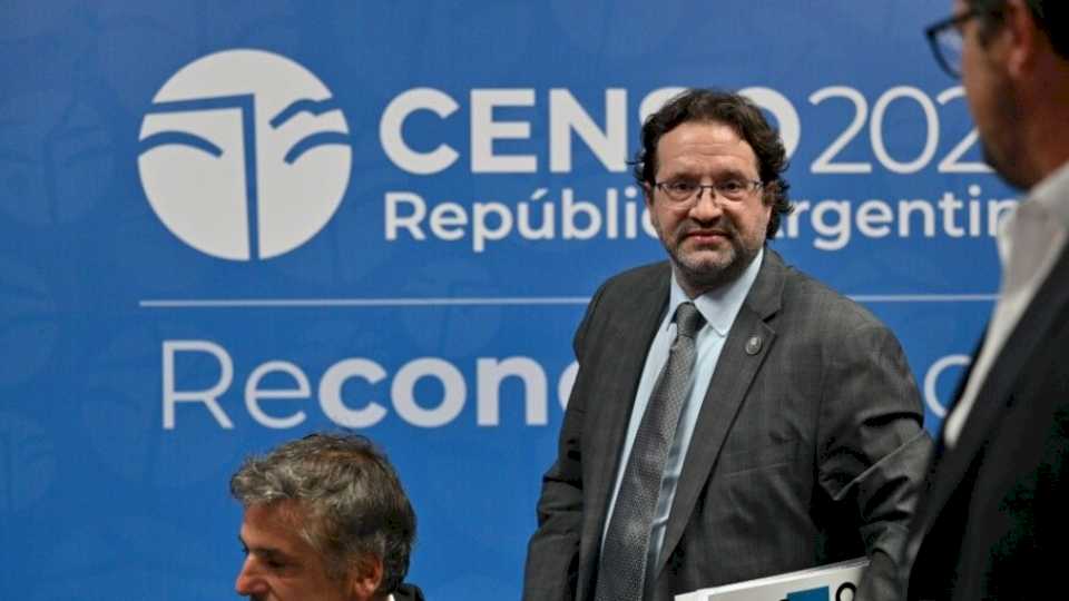 El Indec contradice al Ministerio de Trabajo y revela que los salarios perdieron contra la inflación