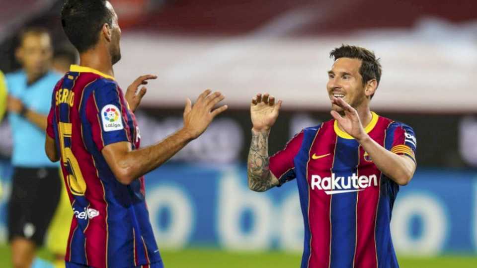 lionel-messi-saludo-a-sergio-busquets-por-su-salida-de-barcelona:-«sos-un-10»