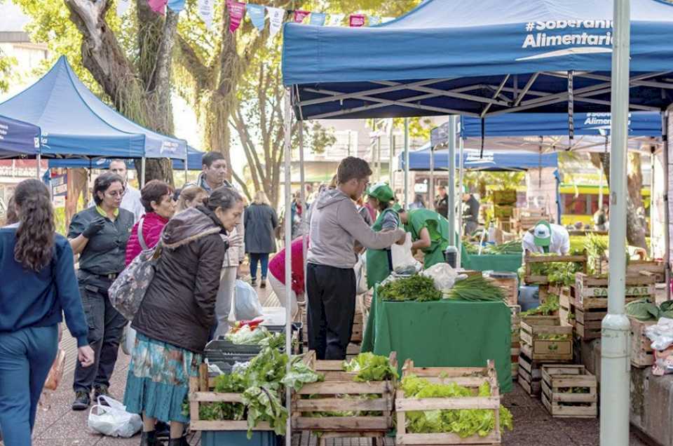 las-ferias-son-el-motor-economico-de-mas-de-3.000-familias-misioneras