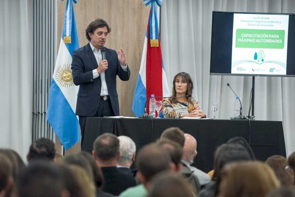 Presentaron la Formación en Ambiente y Desarrollo Sostenible