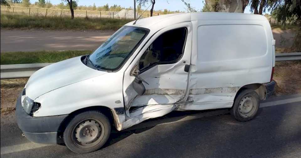 Una mujer herida en un choque en la ruta 35