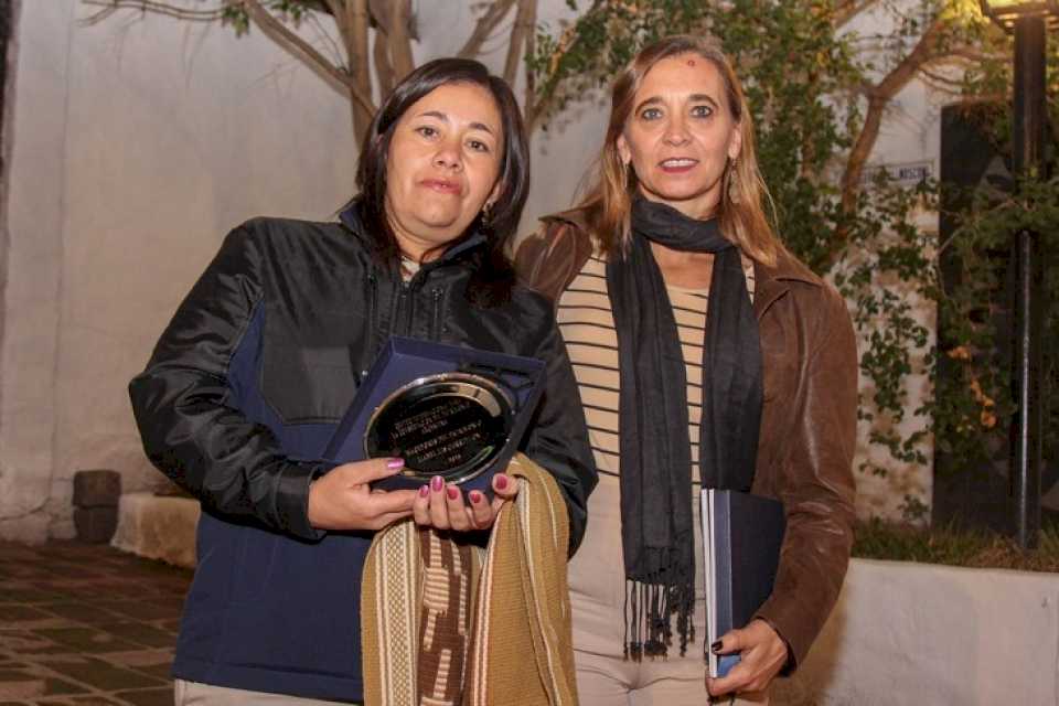 tejedora-pampeana-fue-reconocida-con-el-«premio-hacedores»