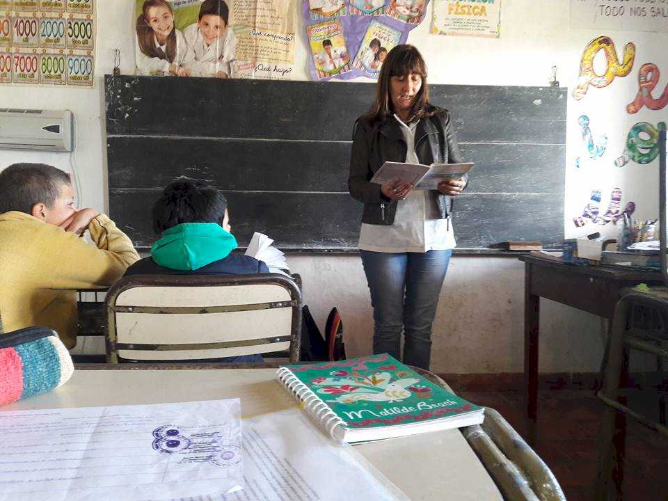 Mabel Fabro, la docente que recorrió escuelas rurales que ahora se lanza a la política