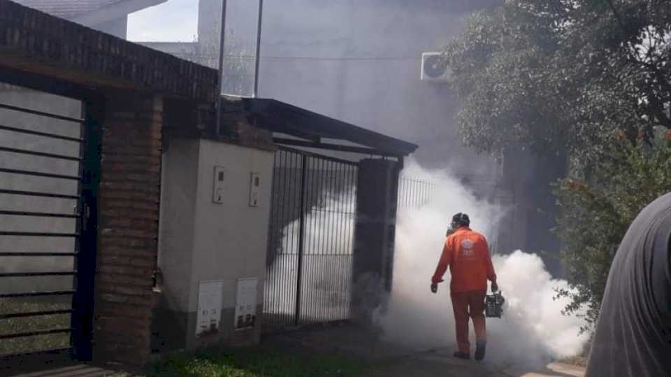 «aun-no-se-fue»:-la-advertencia-del-ministerio-de-salud-de-tucuman-sobre-el-dengue