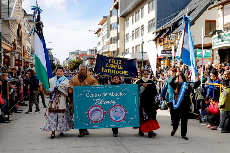 Bariloche celebra este miércoles sus 121 años con el tradicional desfile