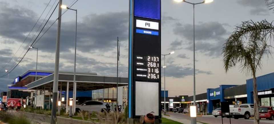 EL LITRO DE NAFTA PREMIUM $268 Y EL DIESEL PREMIUM $311 EN LA RIOJA