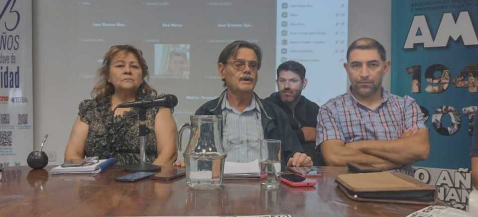 AMP SOSTUVO QUE EL GOBIERNO OFERTÓ BLANQUEAR $20.000 AL BÁSICO DOCENTE