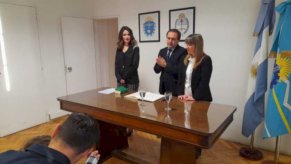 Juró nueva profesional del SAVD de fiscalía