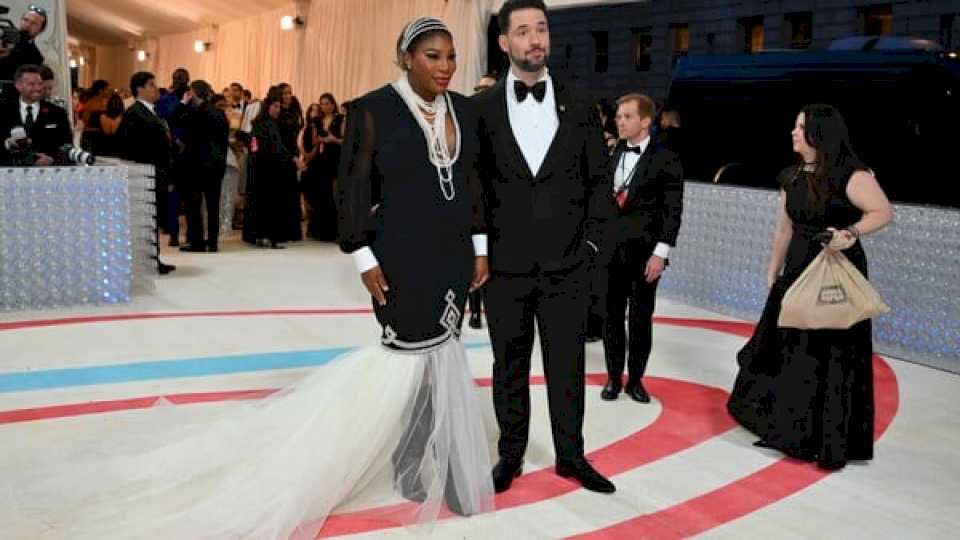 Serena Williams aprovechó la MET gala para revelar que está embarazada