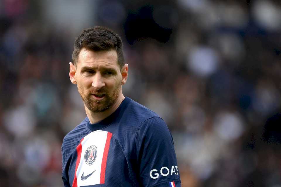 el-psg-sancionara-a-lionel-messi-por-su-viaje-a-arabia-saudita:-dos-semanas-de-suspension