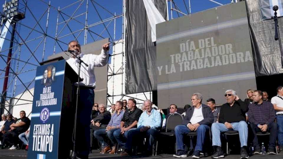 la-interna-tensiono-el-acto-de-la-cgt:-pablo-moyano-pego-el-faltazo-en-medio-de-los-guinos-del-resto-de-los-gremios-a-sergio-massa