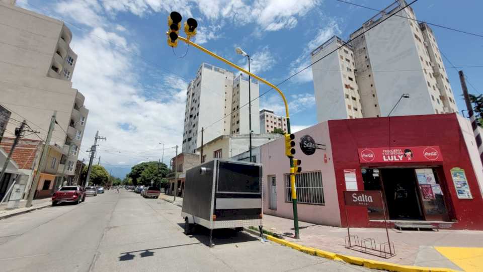 cruces-semaforizados-apagados-por-cortes