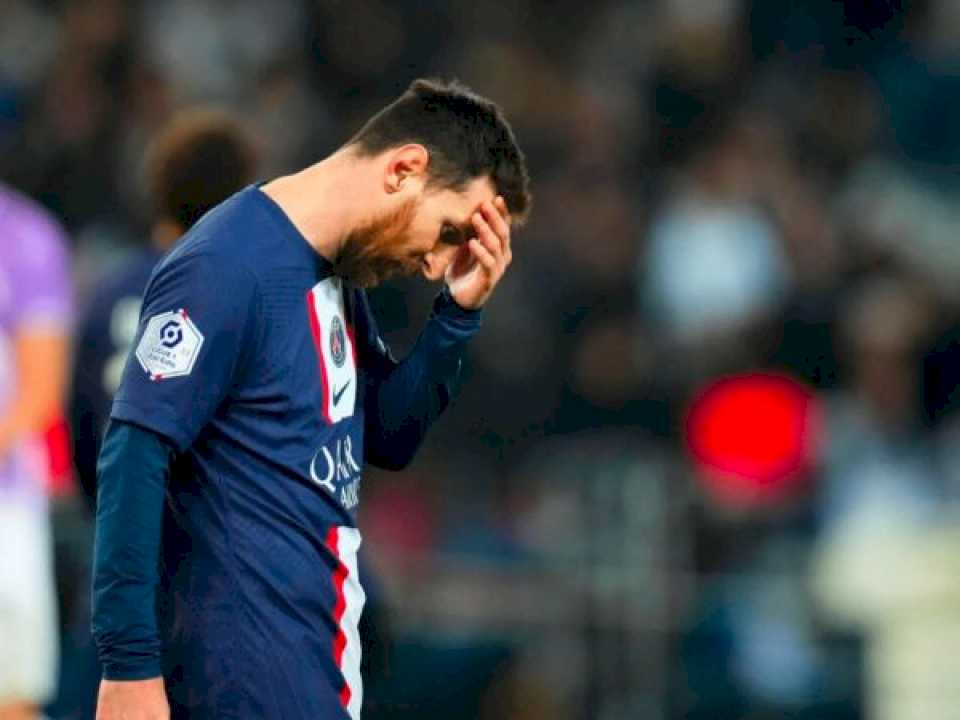 Escándalo en Francia: PSG no renovaría su contrato con Messi