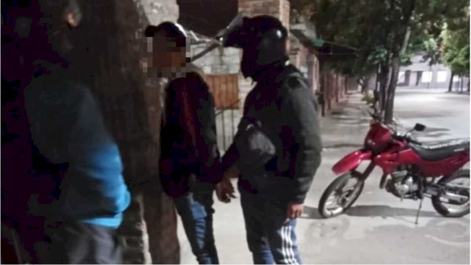 Detuvieron a un «ladrón de cocheras» en el centro capitalino