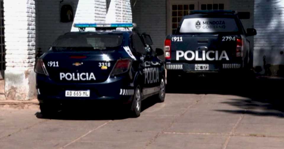 Preso por amenazar a menor con un machete