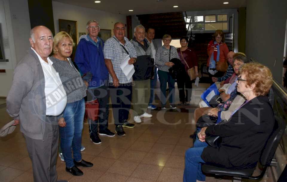 Reclamo de docentes jubilados: “Sabemos que la Justicia es lenta pero tenemos esperanza”