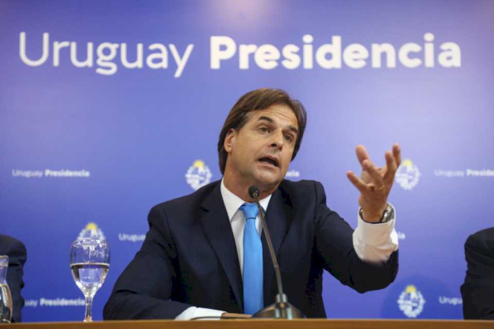 Uruguayos en el país: Lacalle Pou expresó que «los precios argentinos son extremadamente baratos»