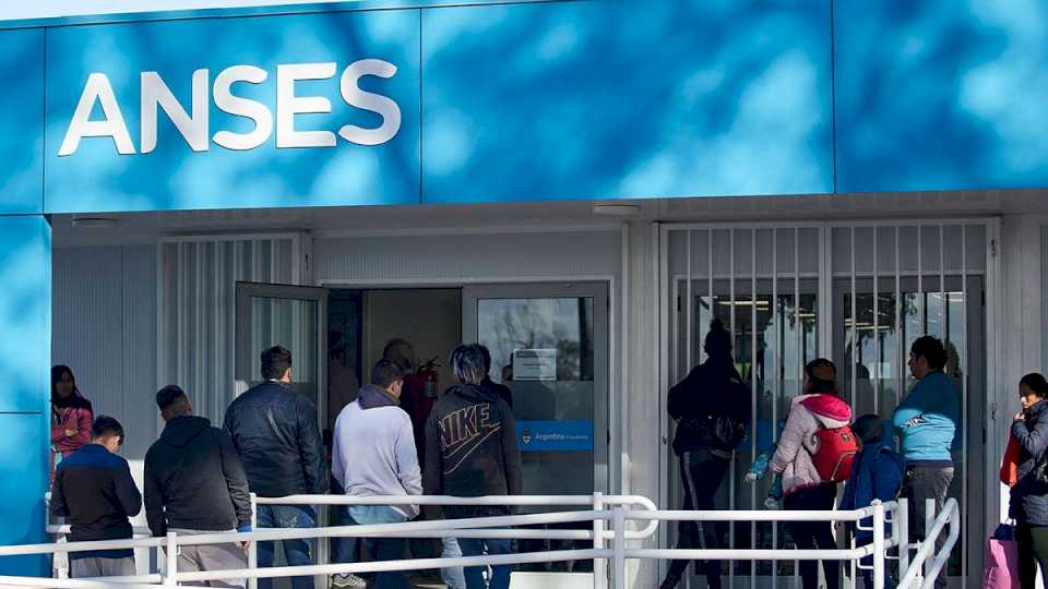 anses:-de-cuanto-es-el-monto-que-da-el-programa-hogar-2023