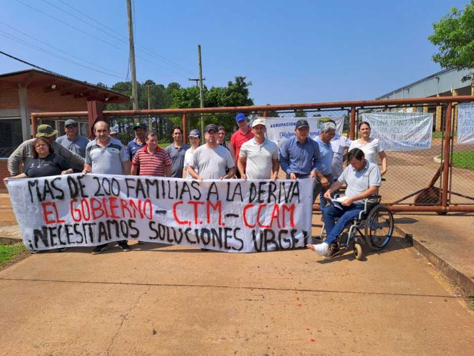 trabajadores-de-la-cictricola-de-alem-mantienen-la-protesta-a-la-espera-de-respuestas