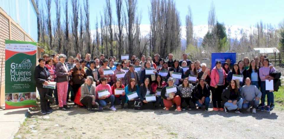 cerro-en-el-alamito-la-instancia-de-intercambio-de-experiencias-entre-mujeres-queseras-y-lecheras