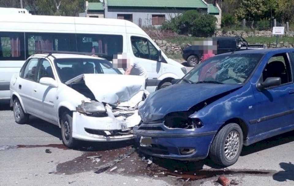 fuerte-choque-frontal-en-el-kilometro-1-de-pioneros