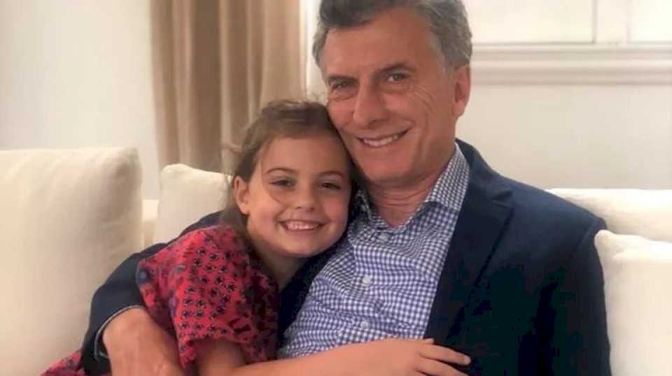 la-inesperada-influencia-politica-de-antonia-macri-en-su-padre:-le-aconsejo-que-vote-a-milei