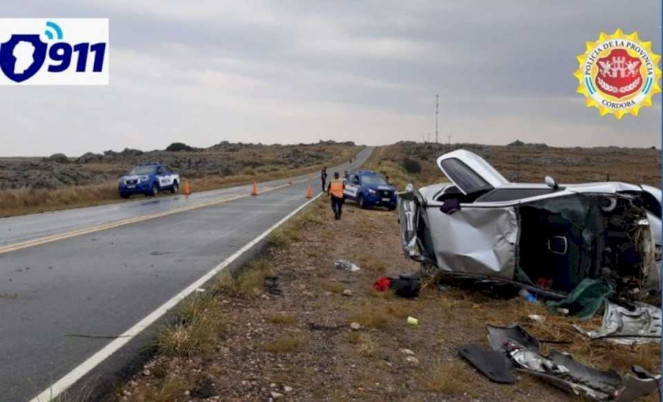 despiste-y-vuelco-en-el-camino-de-las-altas-cumbres