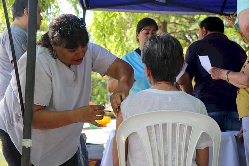 este-miercoles-y-viernes-el-municipio-suma-postas-de-vacunacion