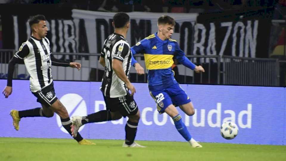 boca-vence-3-a-2-a-central-cordoba