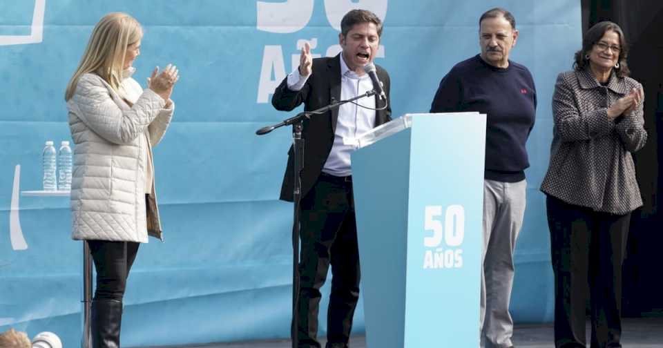 en-un-acto-homenaje-a-peron,-axel-kicillof-y-maximo-kirchner-ensayaron-una-tregua