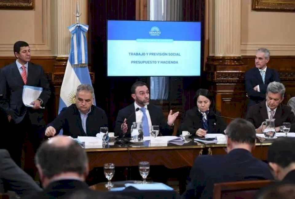 el-senado-inicia-el-debate-sobre-movilidad-jubilatoria