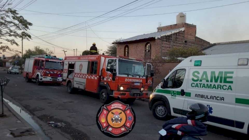 lograron-sofocar-un-pavoroso-incendio-en-una-vivienda-de-la-capital