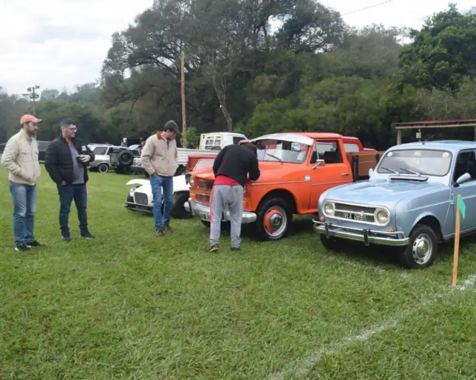 capiovi-prepara-para-agosto-un-evento-con-autos-clasicos