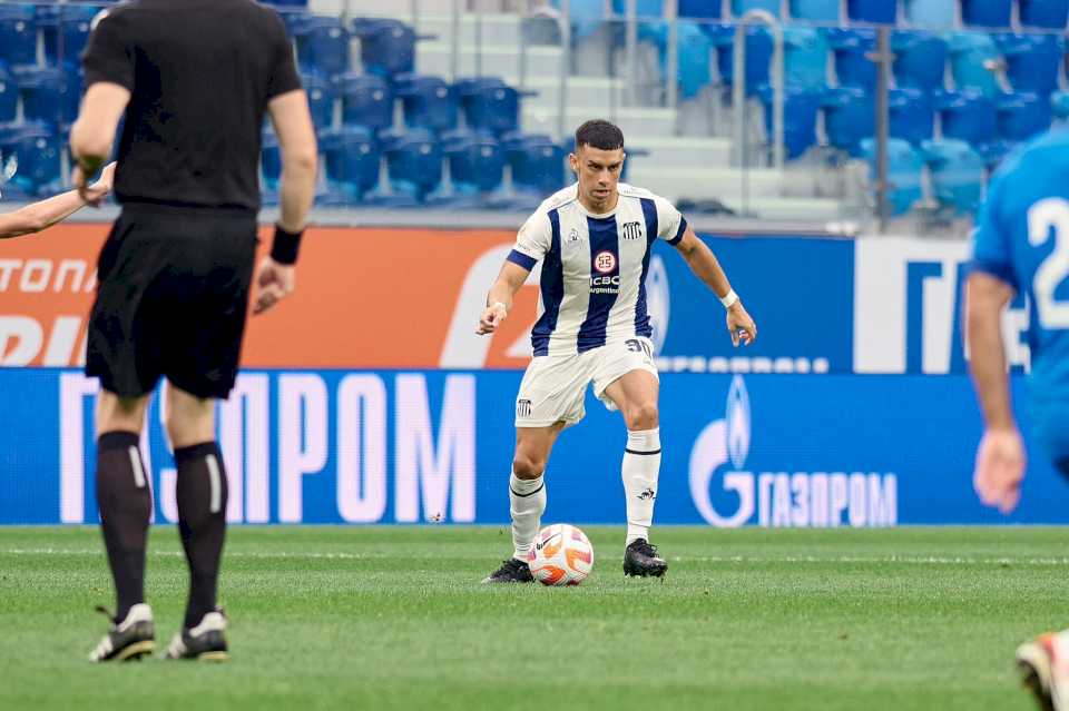 talleres-es-goleado-por-pfc-sochi