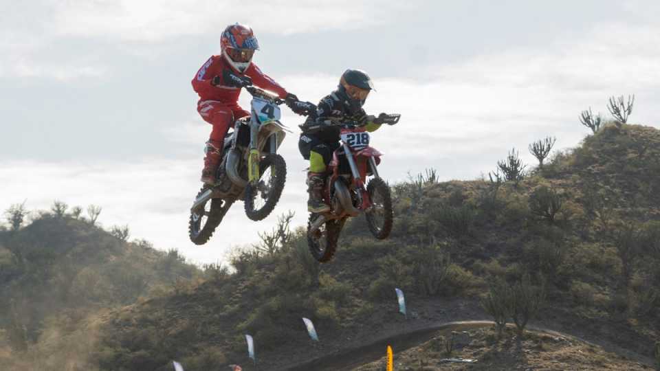 las-mejores-fotos-del-campeonato-argentino-de-motocross-en-«campanas-del-rosario»