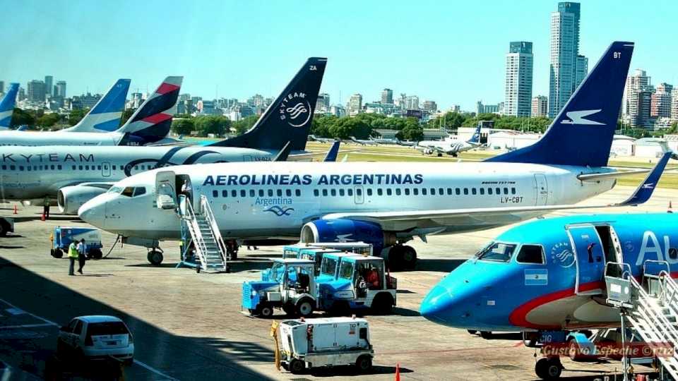 el-gobierno-desregula-y-moderniza-el-transporte-aereo