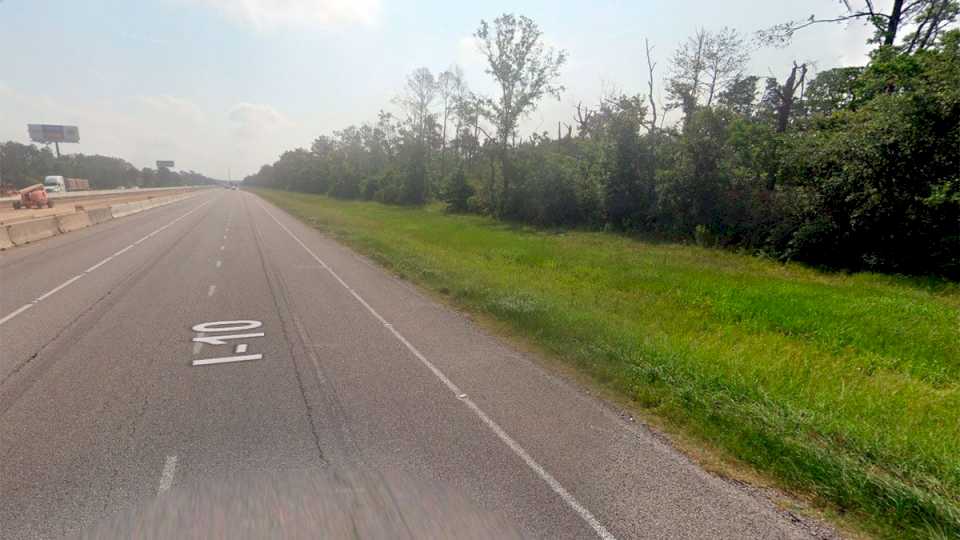 bebe-de-un-ano-llevaba-dos-dias-solo-al-costado-de-una-ruta-y-un-camionero-lo-rescato