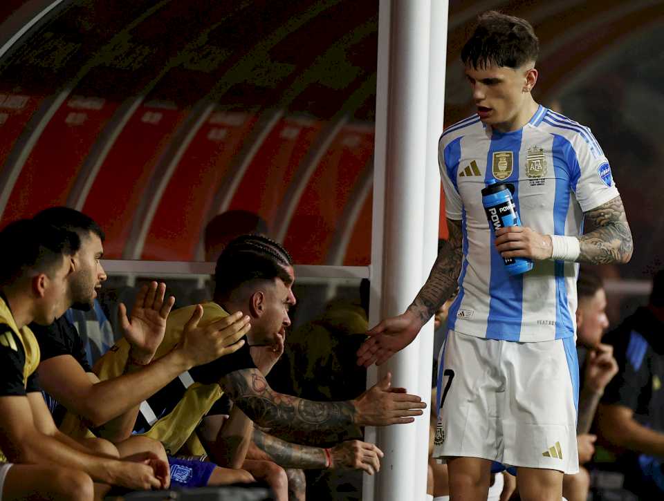 la-inesperada-frase-de-alejandro-garnacho-sobre-la-proxima-copa-america-de-la-seleccion argentina