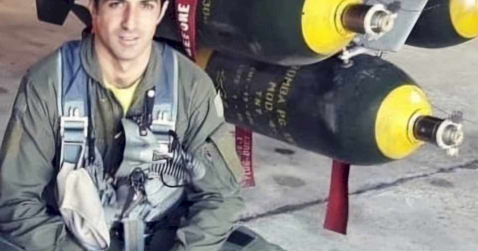 quien-era-mauro-testa-la-rosa,-el-piloto-de-la-fuerza-aerea-que-murio-en-san-luis-en-un-accidente-aereo