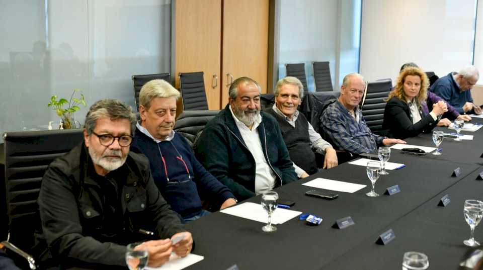 La CGT se reunió con el Gobierno: pidió revisar el piso de Ganancias y clarificar puntos de la reforma laboral