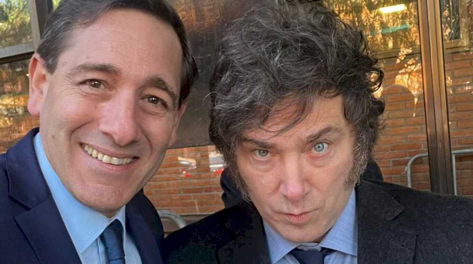 Javier Milei echó al funcionario que le exigió a Messi que pidiera disculpas