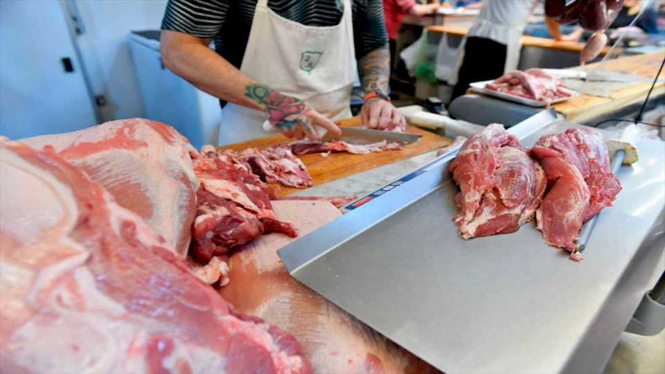 carne-vacuna:-las-exportaciones-crecieron-6,7%-pero-el-consumo-interno-cayo-10%