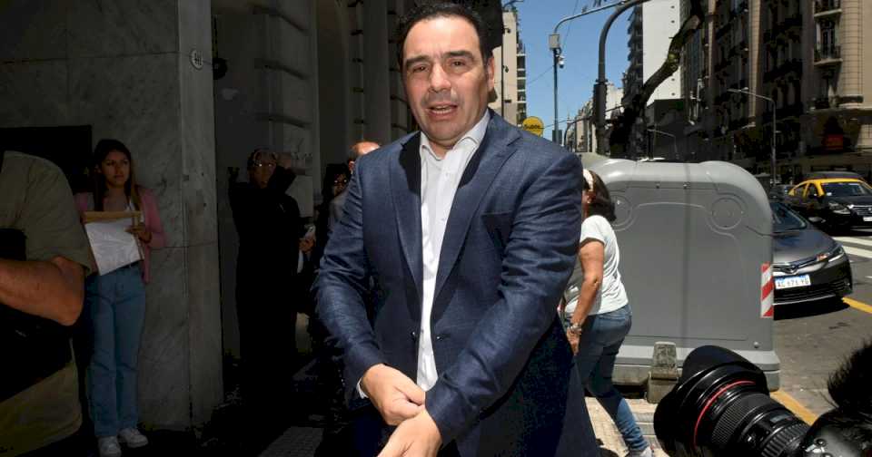 Caso Loan: duro cruce de la UCR al fiscal Marijuan por la denuncia contra el gobernador Valdés