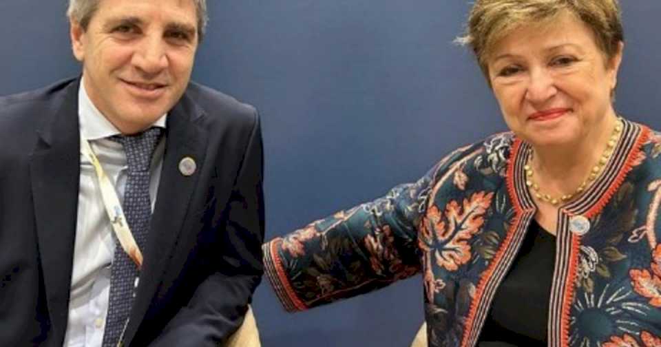 La directora del FMI se reunió con Luis Caputo y volvió a elogiar al Gobierno de Milei