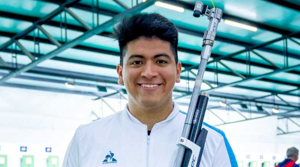 juegos-olimpicos:-julian-gutierrez-hizo-historia-y-se-clasifico-a-la-final-de-rifle-de-aire-10-metros